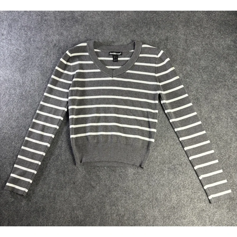 Charlotte Russe Women's Gray White Striped Cropped Knit Sweater Size L - Picture 1 of 3